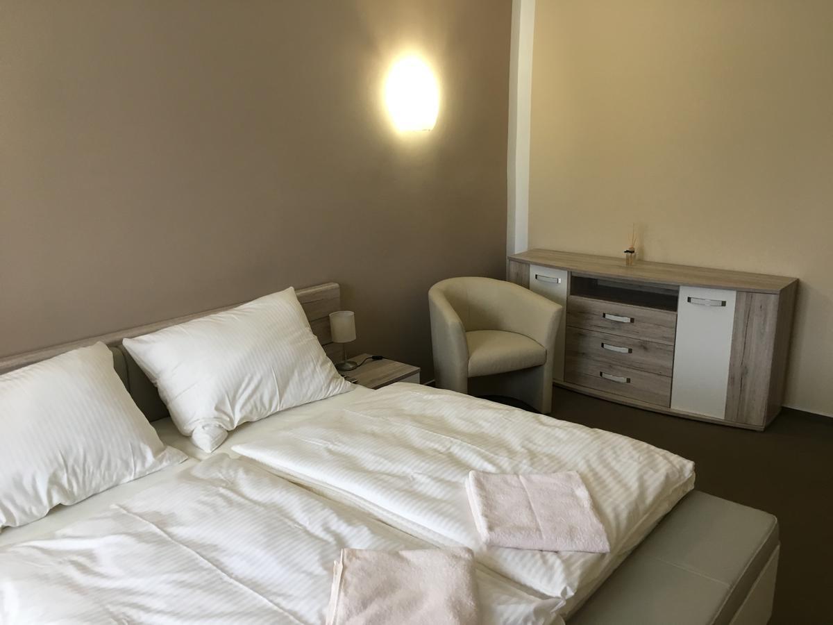 Hotel Pod Hurkou Haj ve Slezsku Bagian luar foto